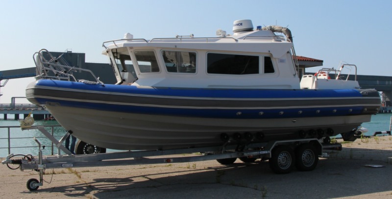 Фото рабочий катер Галс