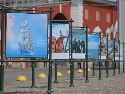 Opening of the photo exhibition dedicated to the circumnavigation of the sailboat Mir in the Peter and Paul Fortress in St. Petersburg