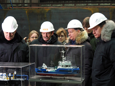 Russian transport minister visits Onezshky Shipbuilding and Ship-Repairing Plant