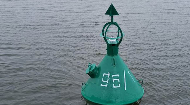 Azov Basin Branch installs summer navigation aids in the seaports of Azov, Rostov-on-Don, and Taganrog