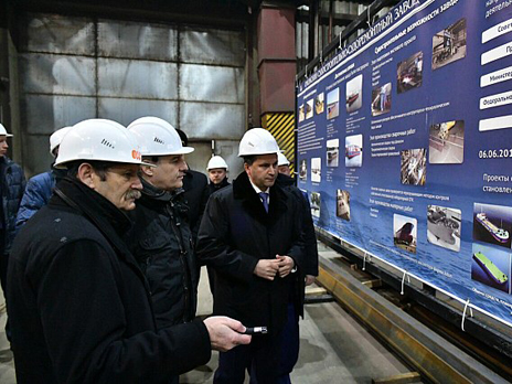 Heads of Russian regions visit Onezhsky Shipbuilding and Ship-Repairing Plant