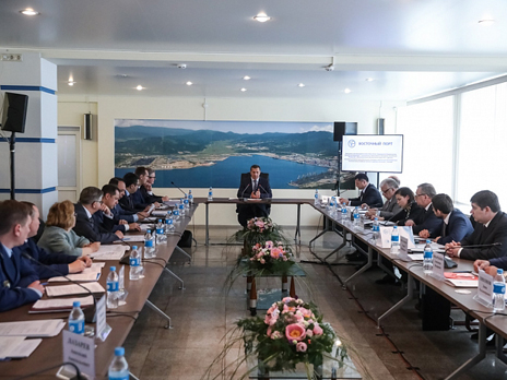 FSUE “Rosmorport” General Director takes part in meeting on development of Primorye seaports