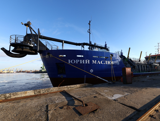 Yuri Maslyukov dredger will carry out dredging operations in the seaport of Kaliningrad