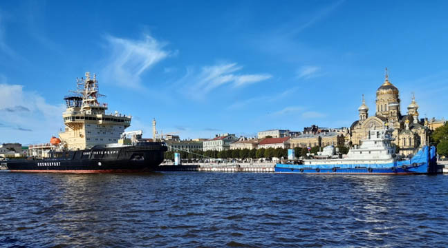 Might and spectacularity. VII Icebreakers Festival is held in St. Petersburg
