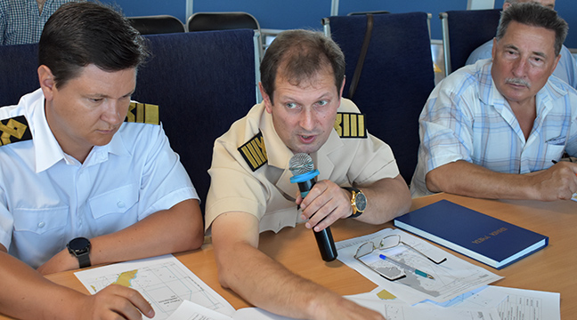 Representatives of the Far Eastern Basin Branch take part in the briefing of captains