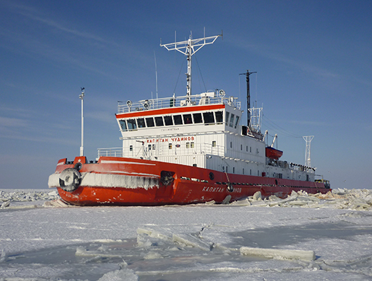 Icebreaking season started in the Sea of Azov