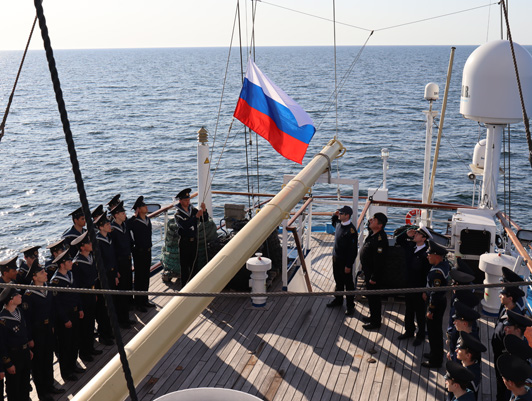 FSUE “Rosmorport” celebrates the Russia Day with solemn events on sailing vessels and a festive concert in Vladivostok