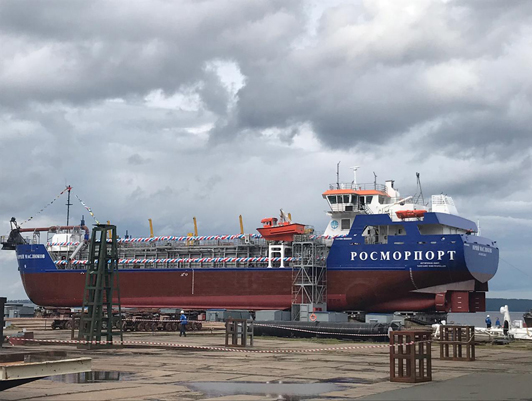 Hopper dredger launch at Onezhsky Shipbuilding and Ship-Repairing Plant