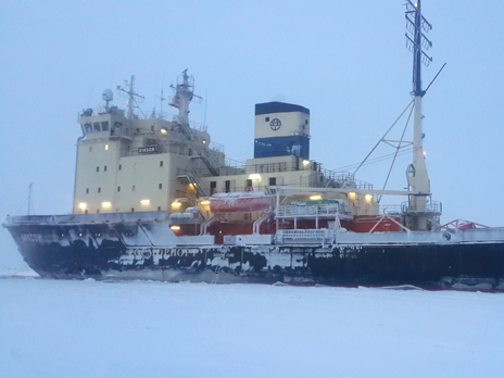 FSUE “Rosmorport” icebreakers start icebreaker support in Russian freezing seaports