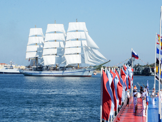 FSUE “Rosmorport” legendary sailing ships take part in celebrations marking Navy Day