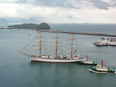 Nadezhda frigate takes part in Far East Tall Ships Regatta